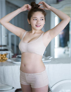美女被挠痒痒-九一制片厂传媒免费版应用下载