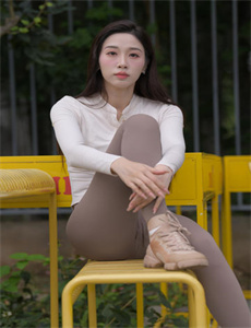 av大爷-小蜜桃1